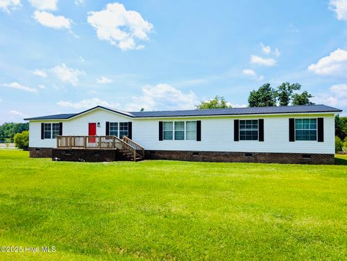 3682 Titan Roberts Rd, Erwin, NC, 28339-9005 | Card Image