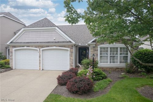 3500 River Rock Dr, Cuyahoga Falls, OH, 44223-3705 | Card Image