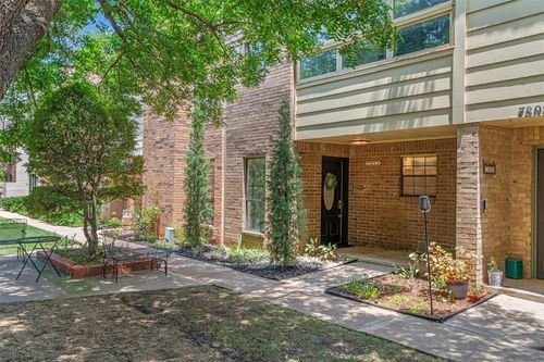 7811 Old Hickory Ln, Oklahoma City, OK, 73116-3009 | Card Image