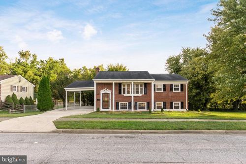 8501 Carrollton Pkwy, New Carrollton, MD, 20784-2725 | Card Image