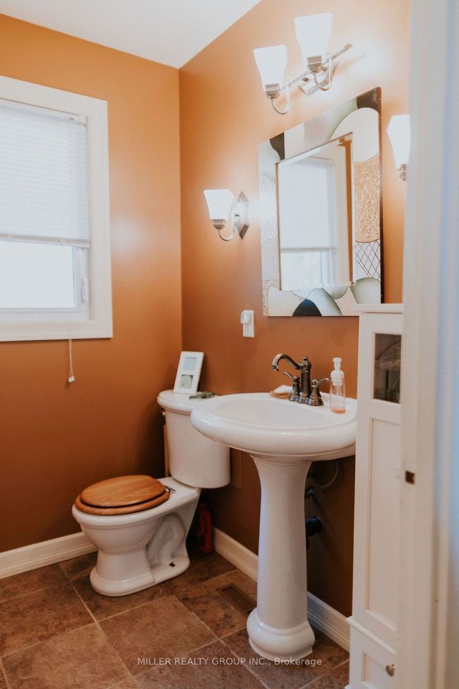 740 Lakeshore Rd S, House other with 3 bedrooms, 3 bathrooms and 2 parking in Haileybury ON | Image 13