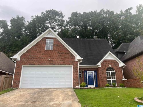 3173 Boxwood Dr, Hoover, AL, 35216-4696 | Card Image
