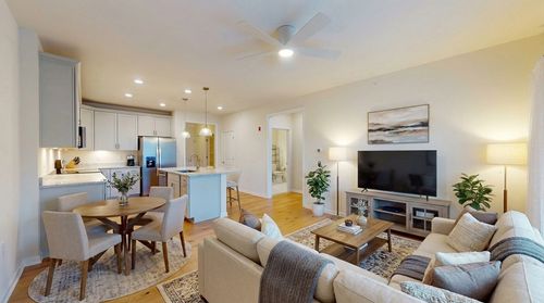402-250-402 Martins Lndg, North Reading, MA, 01864-2093 | Card Image