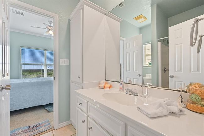 3233 Castle Dr, House other with 3 bedrooms, 2 bathrooms and 1 parking in Crystal Beach TX | Image 16