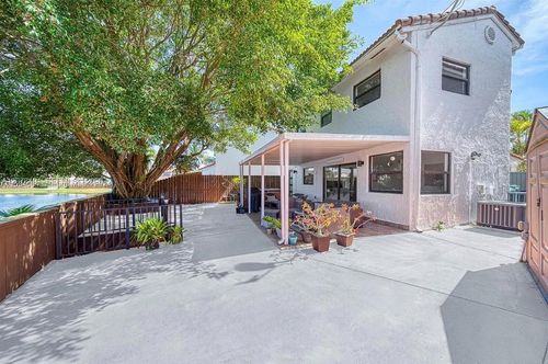 13267 Sw 9th Ln, Miami, FL, 33184-1939 | Card Image