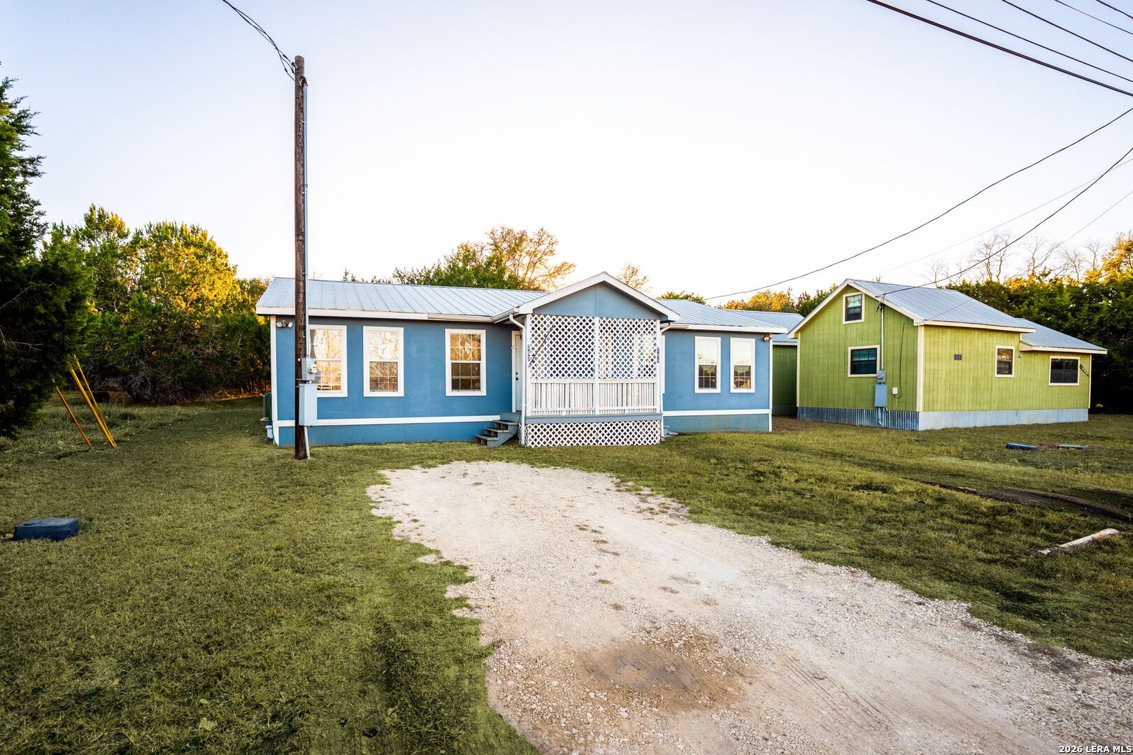 Residential Income in Bandera 5