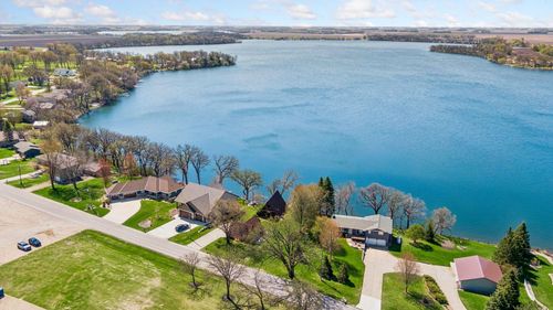 55077 County Road 38, Buffalo Lake, MN, 55314-2069 | Card Image
