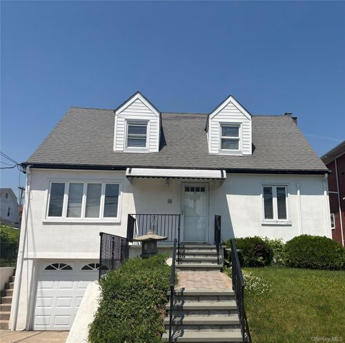 71 Catskill Ave, Yonkers, NY, 10704-1914 | Card Image