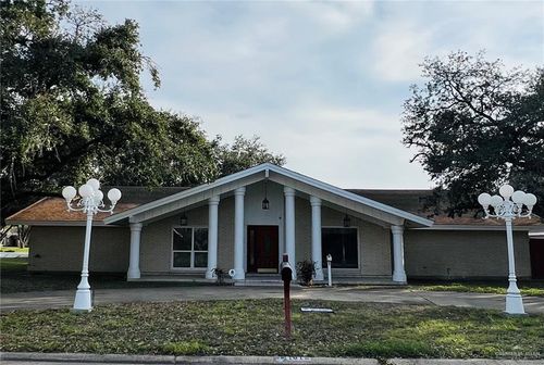 101 W Harvey St, McAllen, TX, 78501-9443 | Card Image