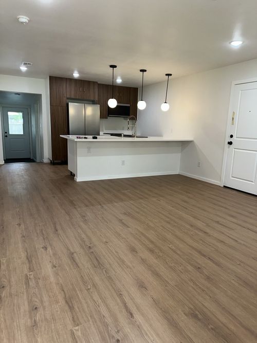 305 Rowland Dr, Austin, TX, 78745-2383 | Card Image