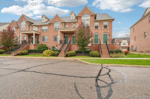 39675 Springwater Dr, Northville, MI, 48168-3963 | Card Image