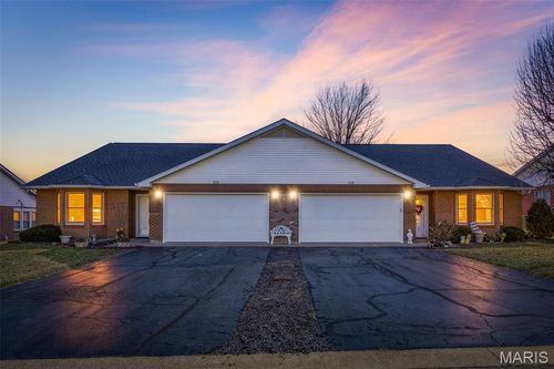 206 Bayberry Ln, Farmington, MO, 63640-7653 | Card Image