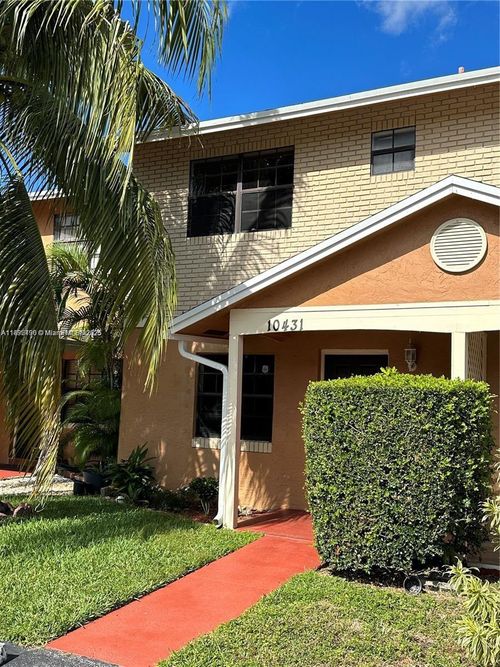 10431 Nw 3rd St, Pembroke Pines, FL, 33026-5951 | Card Image