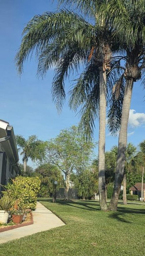 4327 Willow Brook Cir, West Palm Beach, FL, 33417-8204 | Card Image