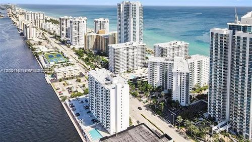 414-3000 S Ocean Dr, Hollywood, FL, 33019-2850 | Card Image