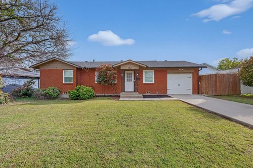 5108 Nadine Dr, Haltom City, TX, 76117-2428 | Card Image