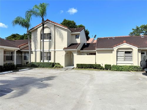 17254 Nw 60th Ct, Hialeah, FL, 33015-4667 | Card Image