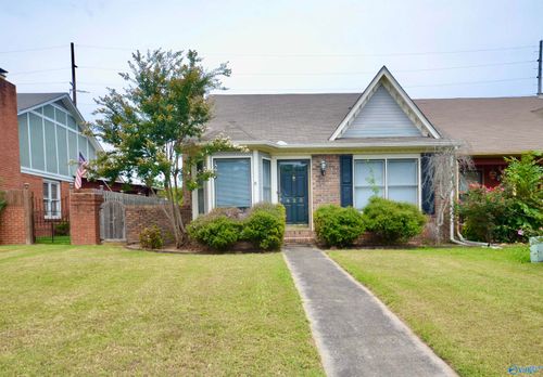 420 Autumnwood Dr Sw, Decatur, AL, 35601-5600 | Card Image