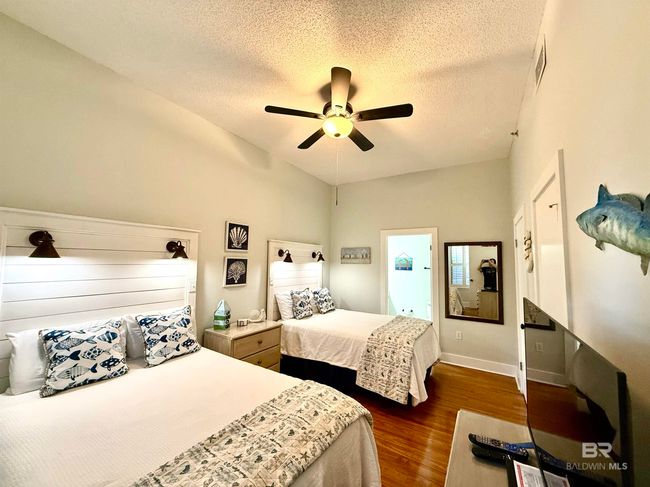 Guest Bedroom | Image 15