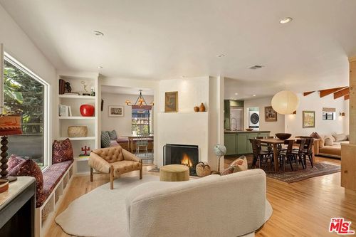 3525 Mclaughlin Ave, Los Angeles, CA, 90066-2004 | Card Image