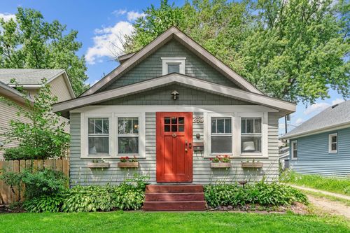 230 17th Ave N, Hopkins, MN, 55343-7341 | Card Image