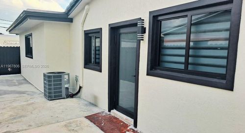 0-4055 Sw 103rd Ave, Miami, FL, 33165-4947 | Card Image