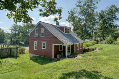 493 Storrs Rd, Mansfield Center, CT, 06250-1219 | Card Image