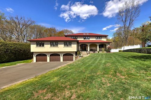39 Visconti Dr, Naugatuck, CT, 06770-4886 | Card Image