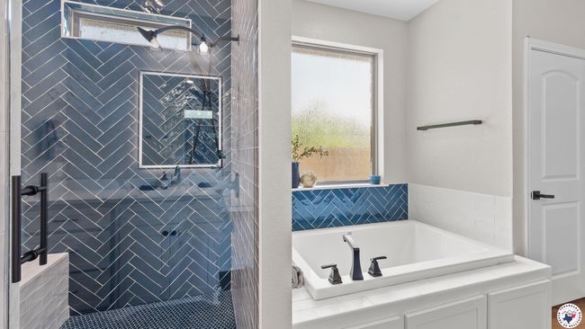6826 Maple View Ln, House other with 5 bedrooms, 3 bathrooms and null parking in Texarkana TX | Image 22