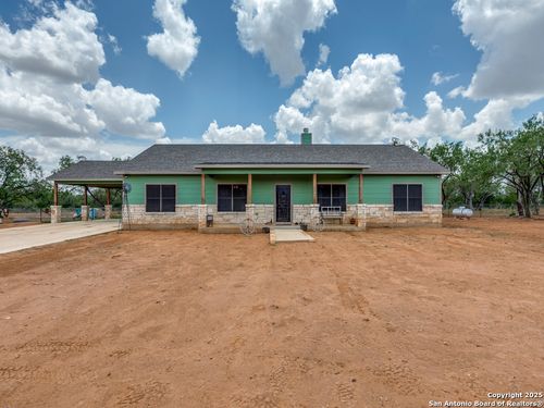 6451 Bluntzer Rd, Jourdanton, TX, 78026-5004 | Card Image