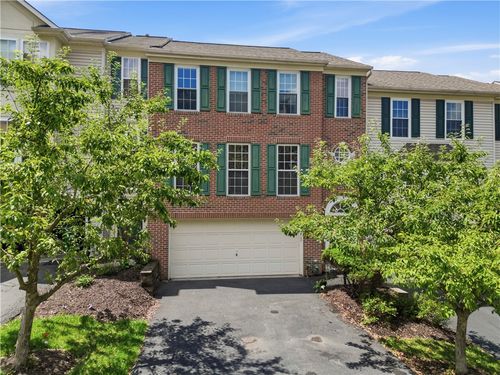 634 Village Green Blvd E, Mars, PA, 16046-4824 | Card Image