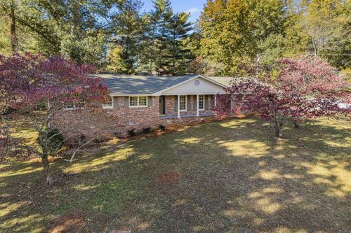 483 Rollingwood Dr, Stone Mountain, GA, 30087-2736 | Card Image