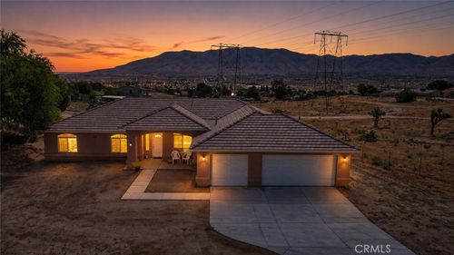 8169 Lassen Ave, Hesperia, CA, 92345 | Card Image
