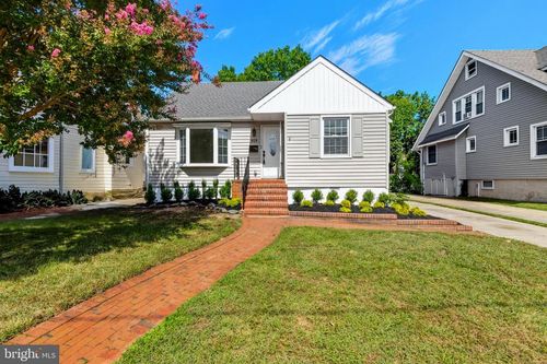 919 Belmont Ave, HADDON TOWNSHIP, NJ, 08108-3220 | Card Image