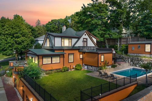 128 E Pine St, Cadillac, MI, 49601-1966 | Card Image