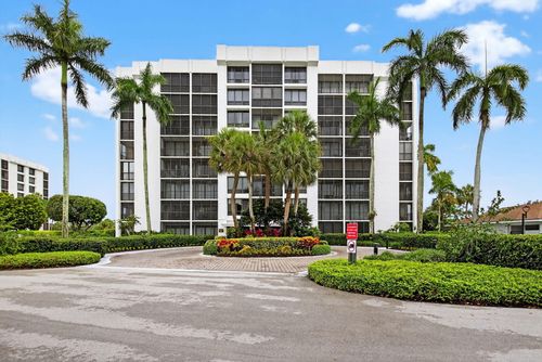 4023-6815 Willow Wood Dr, Boca Raton, FL, 33434-3530 | Card Image