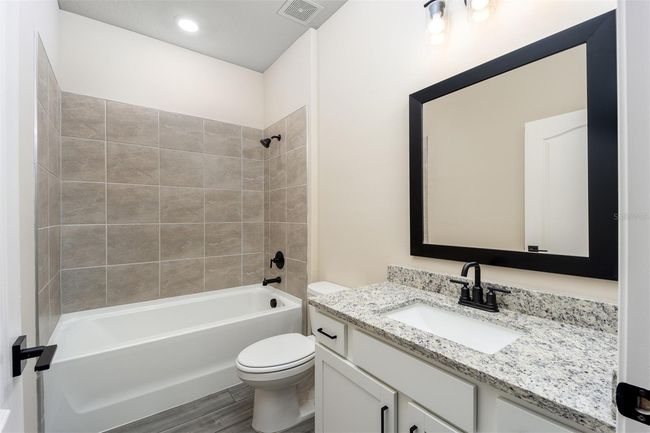 7661 Somersworth Dr, House other with 3 bedrooms, 2 bathrooms and null parking in KISSIMMEE FL | Image 7