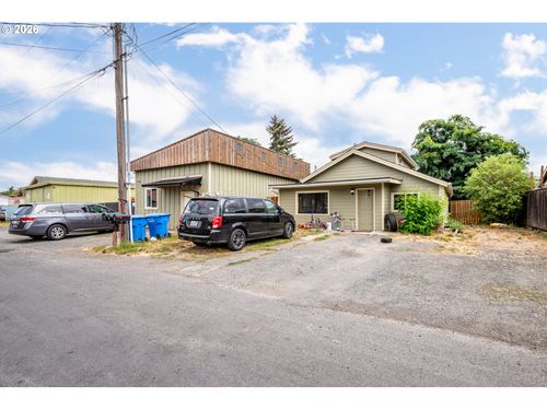 1408 S 5th Ave, Kelso, WA, 98626-2031 | Card Image