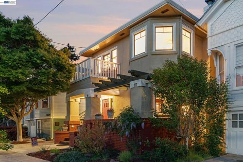 1222 Versailles Ave, Alameda, CA, 94501 | Card Image