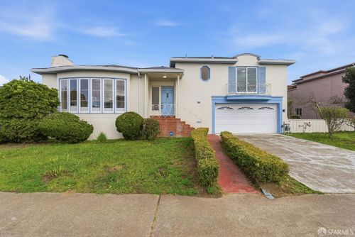 98 Lake Forest Dr, Daly City, CA, 94015-1046 | Card Image