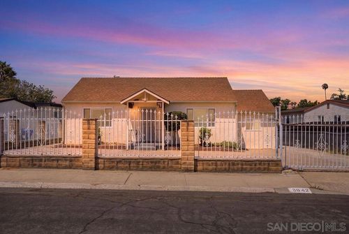 3942 Casita Way, San Diego, CA, 92115-7113 | Card Image
