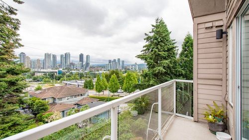 402-4181 Norfolk St, Burnaby, BC, V5G1E8 | Card Image