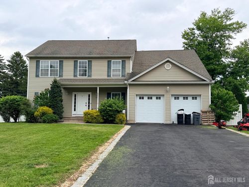 21 Van Syckle Blvd, South Bound Brook, NJ, 08880-1132 | Card Image