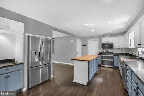 3895 Hunting Creek Rd, HUNTINGTOWN, MD, 20639-9502 | Card Image