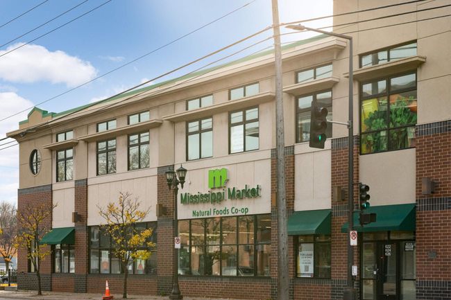 You're also walking distance from the Mississippi Market Natural Foods Co-op. | Image 38