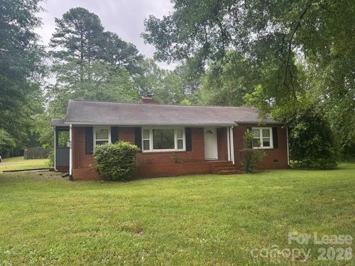 800 Mt Holly Huntersville Rd, Charlotte, NC, 28214-9351 | Card Image