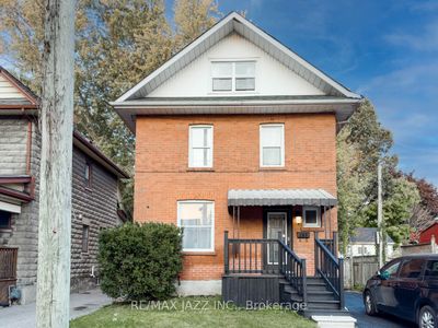 263 Haig St, House other with 5 bedrooms, 2 bathrooms and 4 parking in Oshawa ON | Image 2