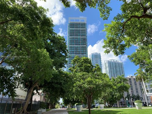 apt-2305-500 Brickell Ave, Miami, FL, 33131-2582 | Card Image