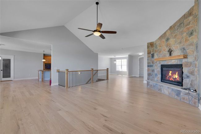 Virtually staged living room 21'8"x22'5" | Image 4