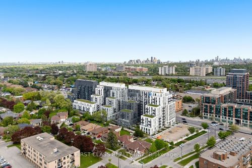 922-500 Wilson Ave, North York, ON, M3H0E5 | Card Image